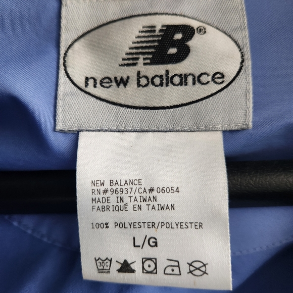 New Balance women's windbreaker - Picture 4 of 6